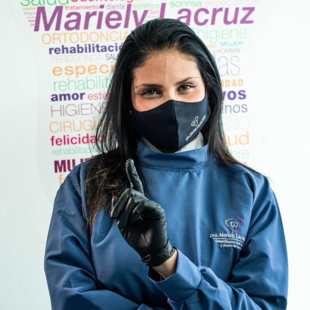 Dra Mariely Lacruz diseño de sonrisa en Bogotá